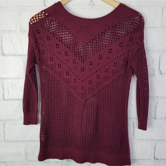 American Eagle Outfitters Womens Open Knit Burgundy Sweater Size XS - Picture 4 of 7